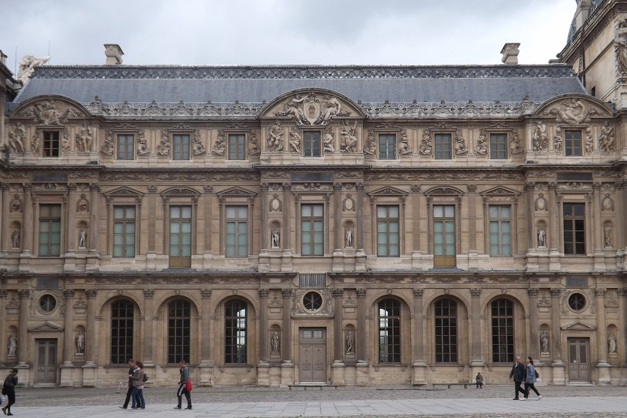 Louvre_aile-Lescot_Francois 1er.jpg