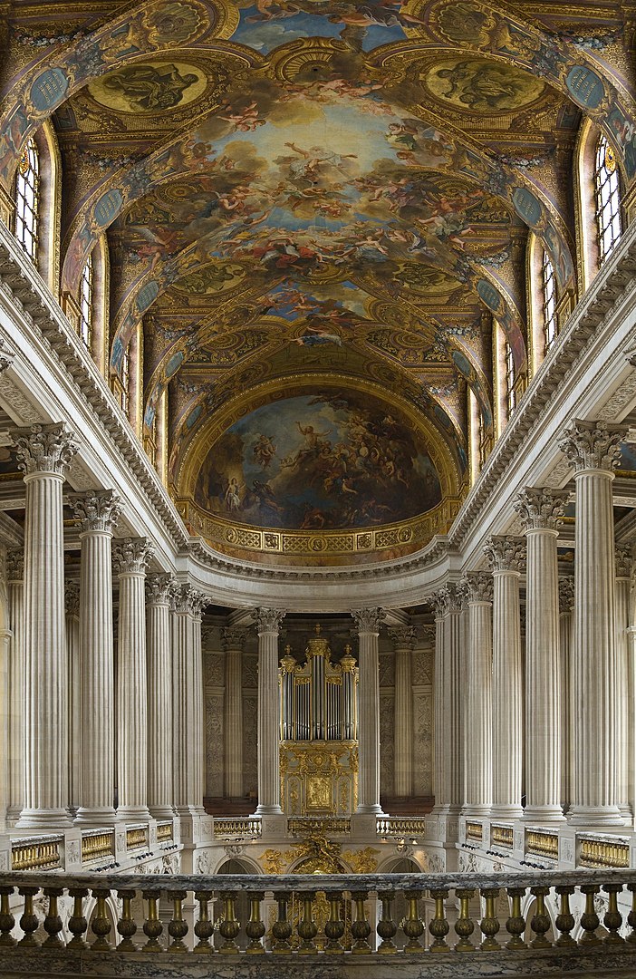702px-Versailles_Chapel_-_July_2006_edit.jpg