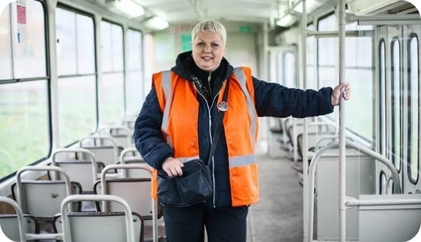 러시 아버스차장.jpg