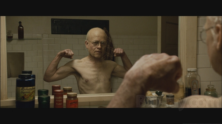 벤자민 버튼의 시간은 거꾸로 간다.jpg