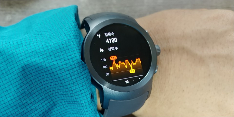 운동_스마트워치_푸샵.jpg
