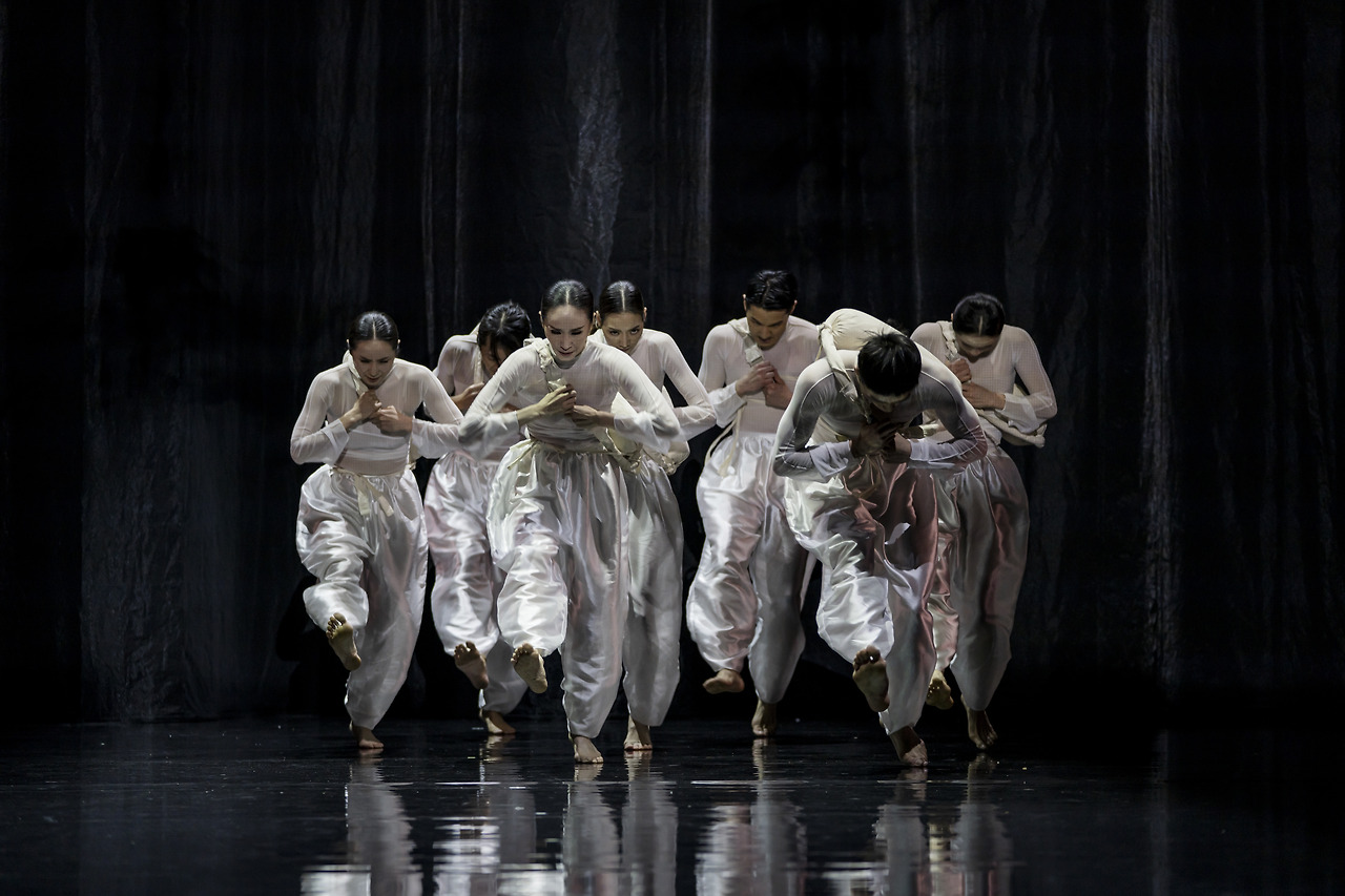 국립무용단 더블빌 몽유도원무 공연사진 (4).jpg