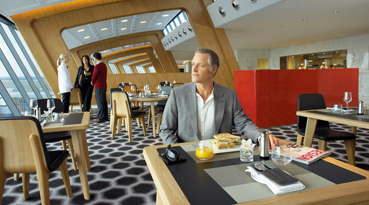 콴타스 항공 시드니 퍼스트라운지(2).jpg