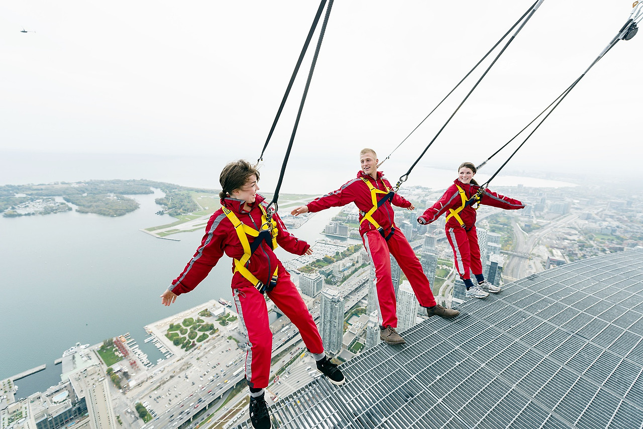 CN Tower_Edgewalk_2.jpg