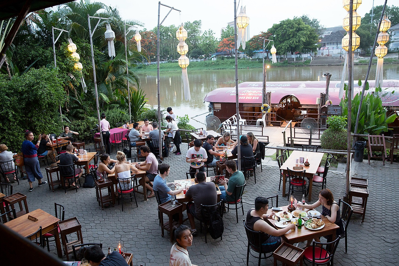 리버사이드 레스토랑 & 바 (4).jpg