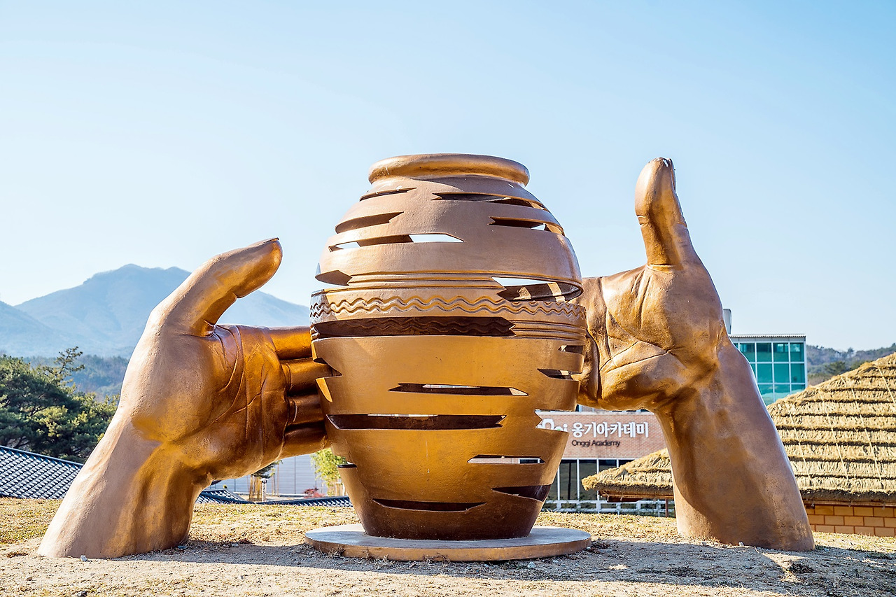 옹기의 탄생 (1).jpg