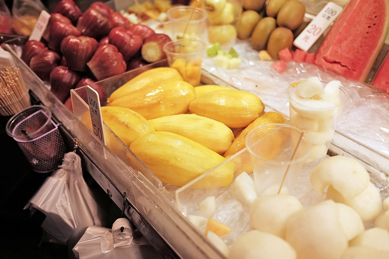 야시장노점과일.jpg