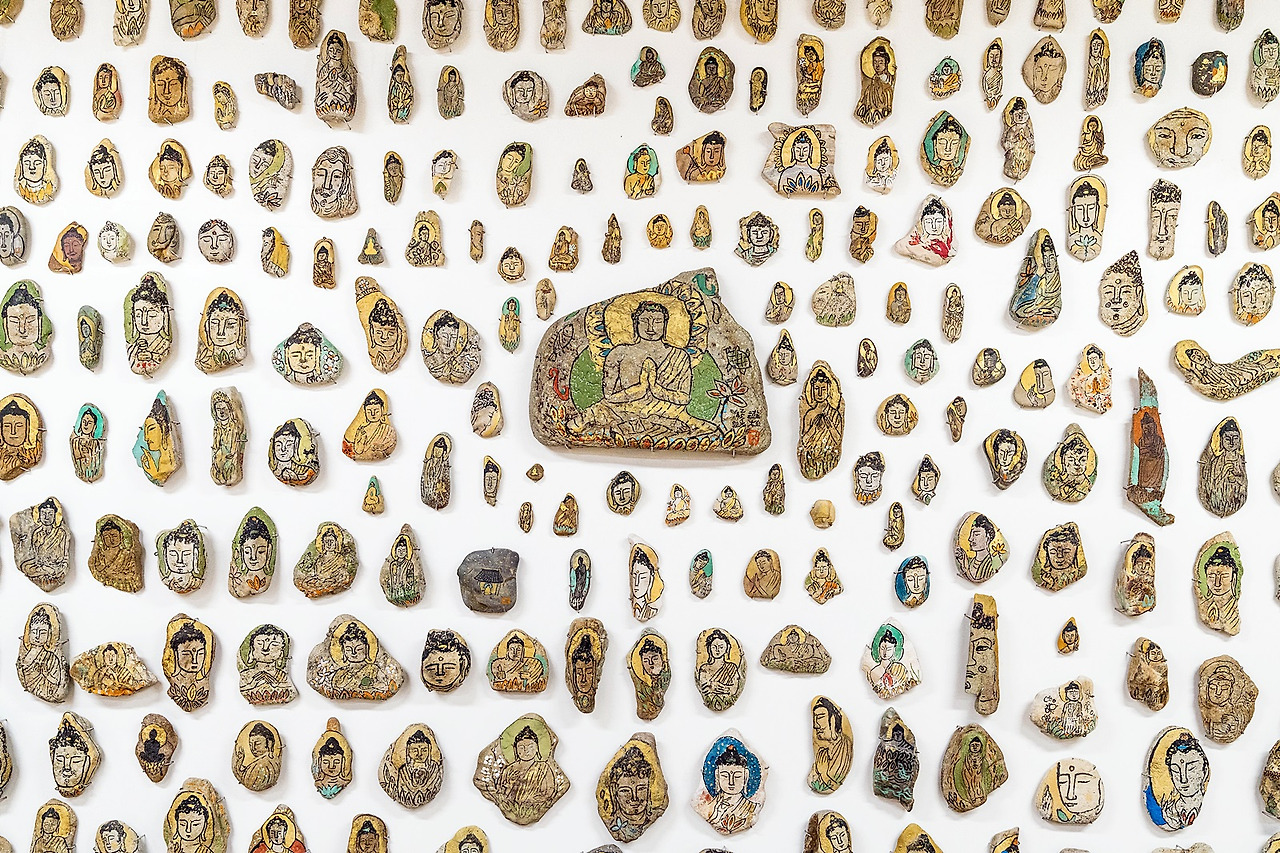 미황사 자하루미술관 - 조병연 작가의 '천불'.jpg