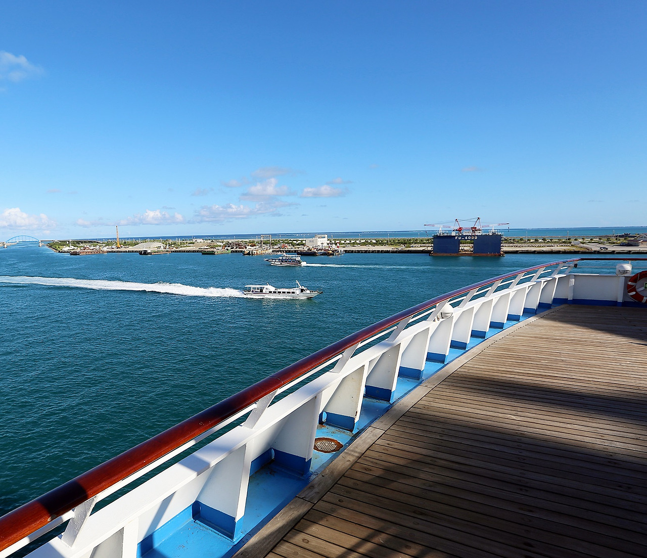 크루즈에서 본 풍경.jpg