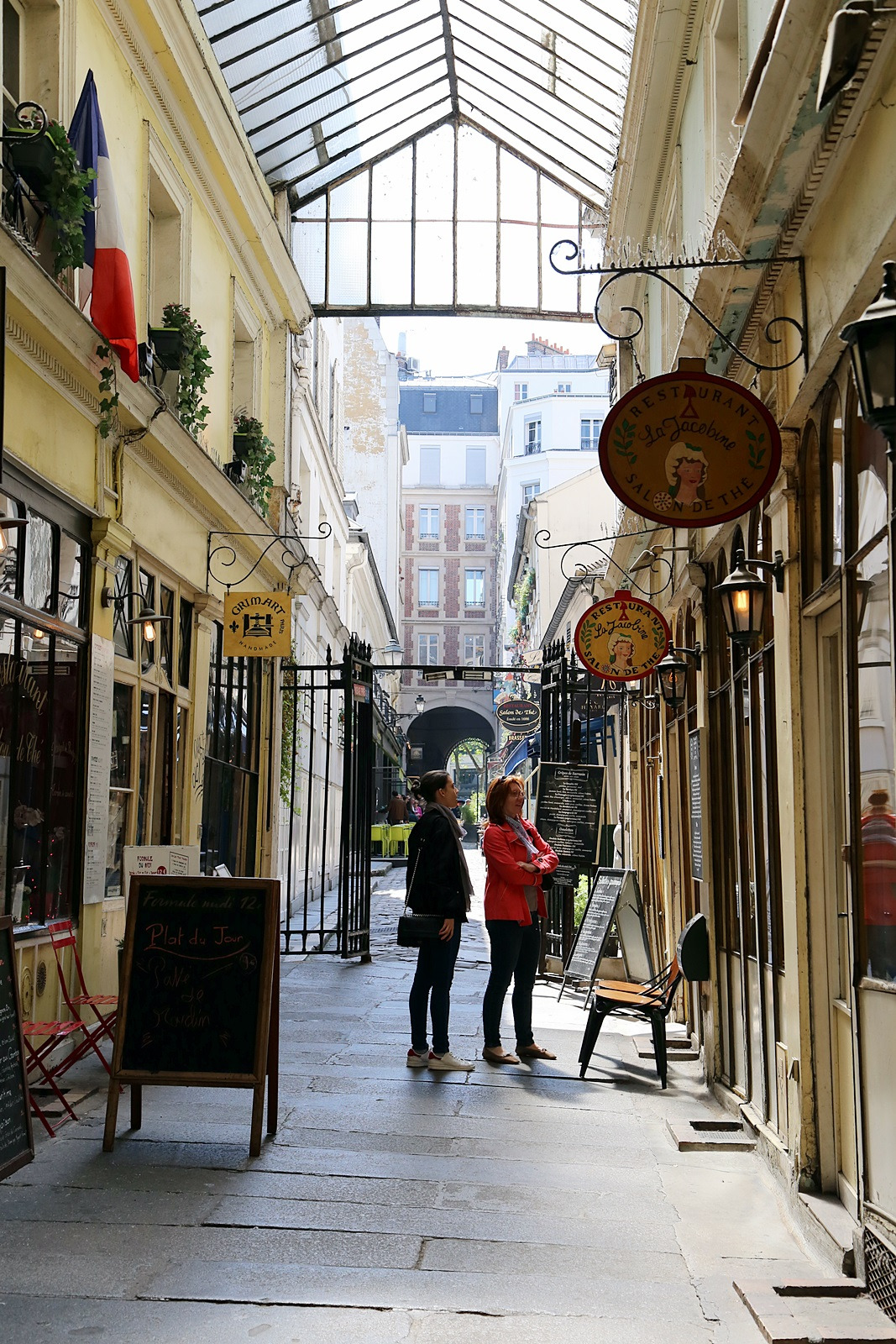 Un Dimahce a Paris (11).jpg