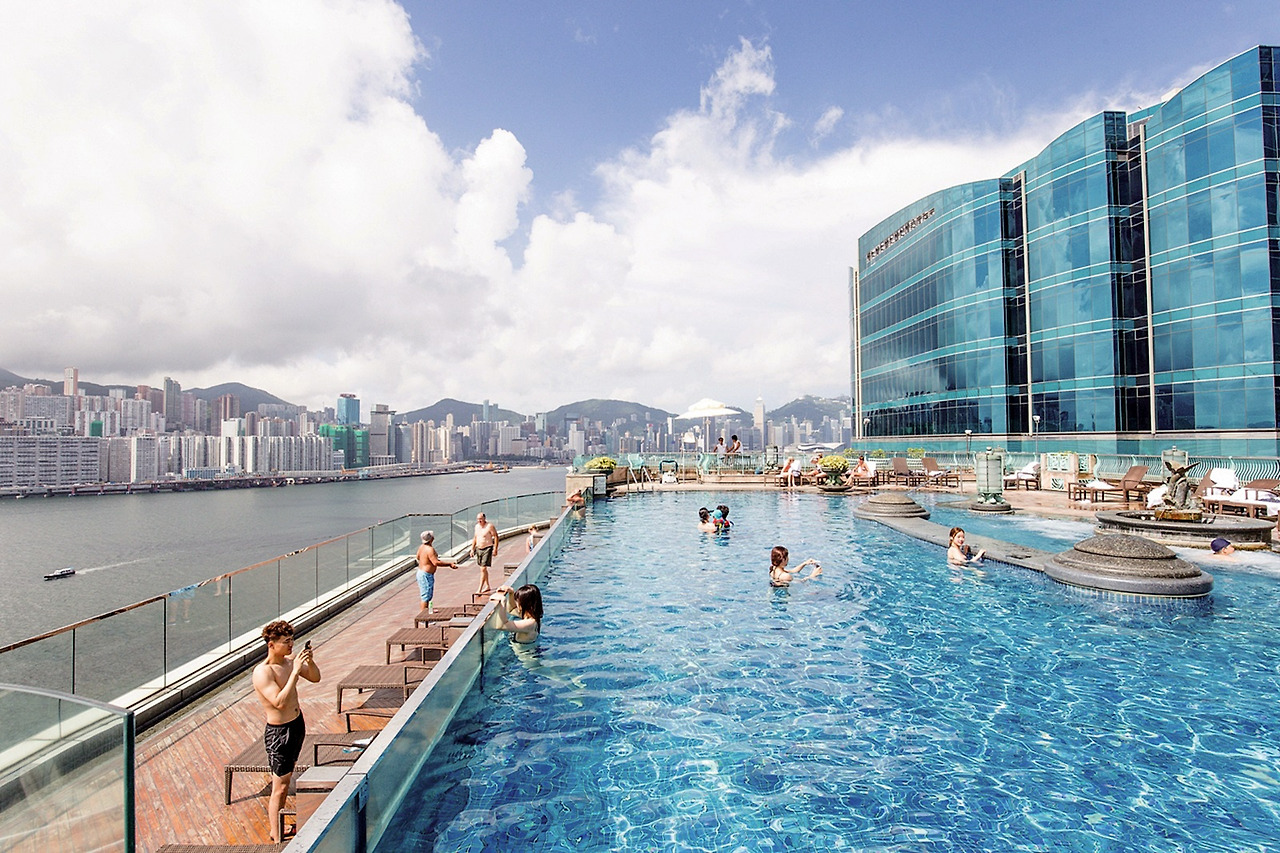 Houbour Grand Swimming pool (2).jpg