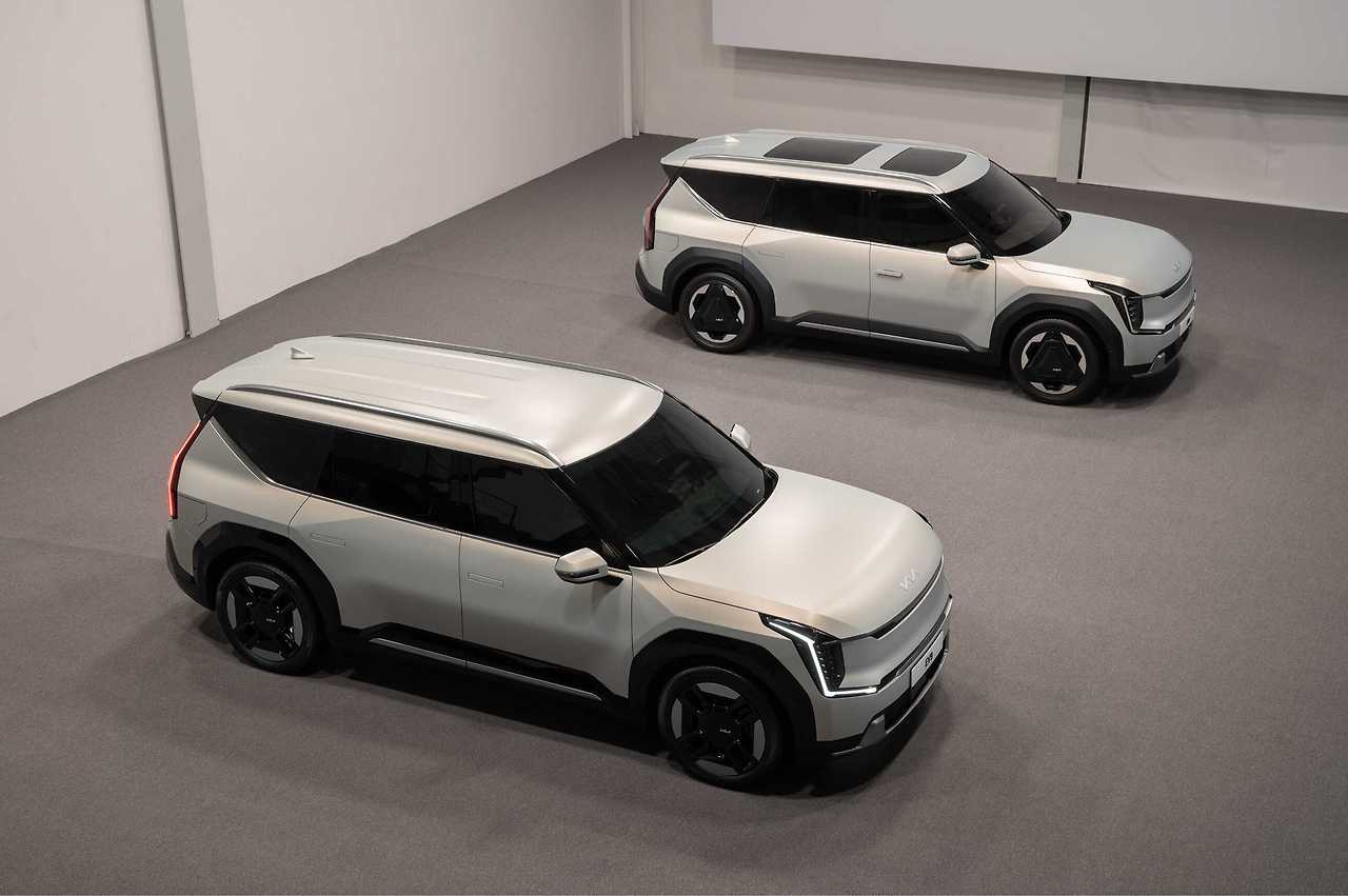 2023-kia-ev9-ex-designer-interview1.jpg