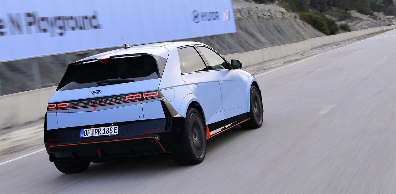 2024-az-ioniq5n-group-test12.jpg
