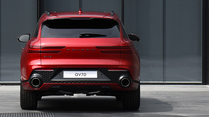 gen_gv70_ex_07.jpg