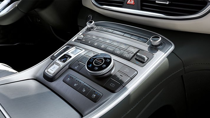 The-New-Santafe-Interior3.jpg