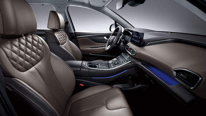 The-New-Santafe-Interior2.jpg