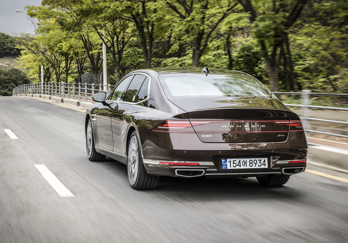 2023_G90_DRIVE_07.jpg