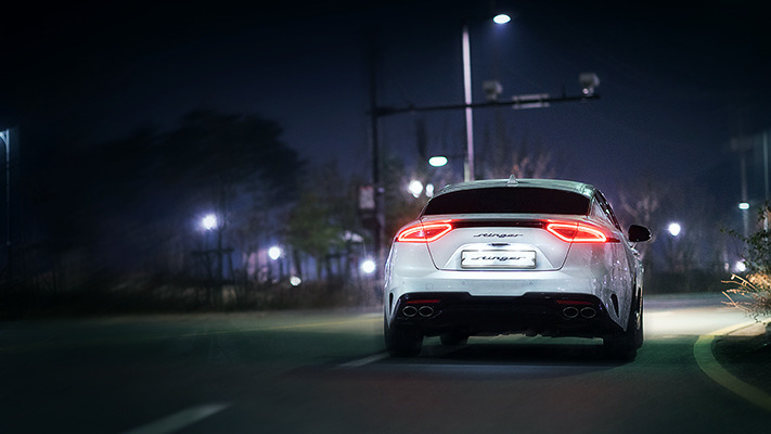 hyundai-personalization-driving-sportscar (7).jpg