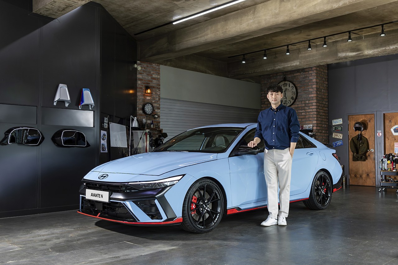 2023-hyundai-avante-n-pm-interview1.jpg
