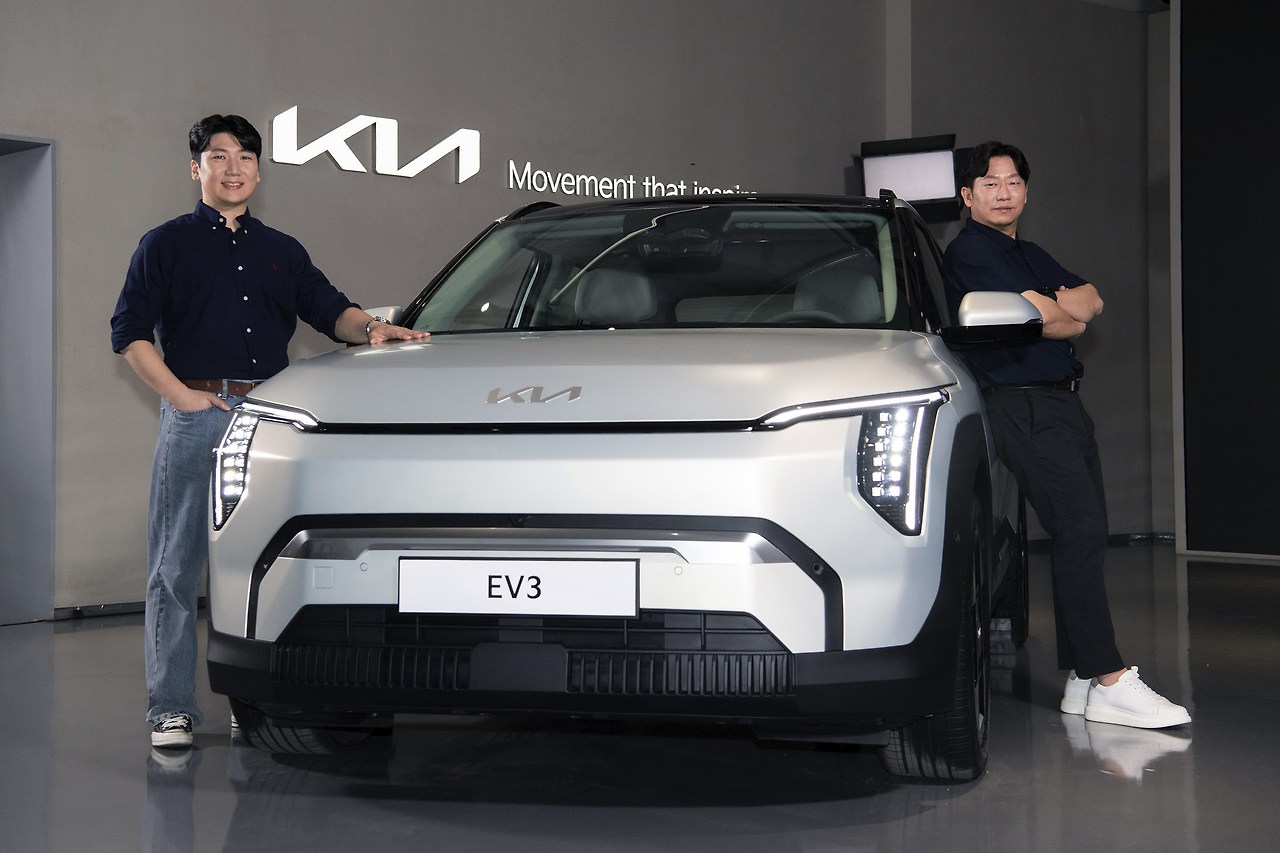 2024-kia-ev3-ext-design-interview2.jpg