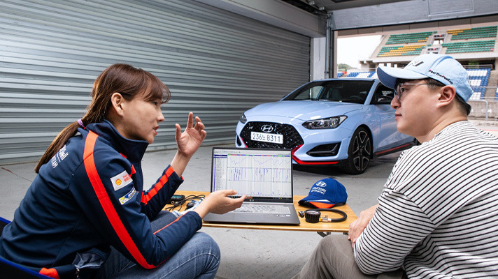 veloster-n-circuit-driving-checklist19.jpg