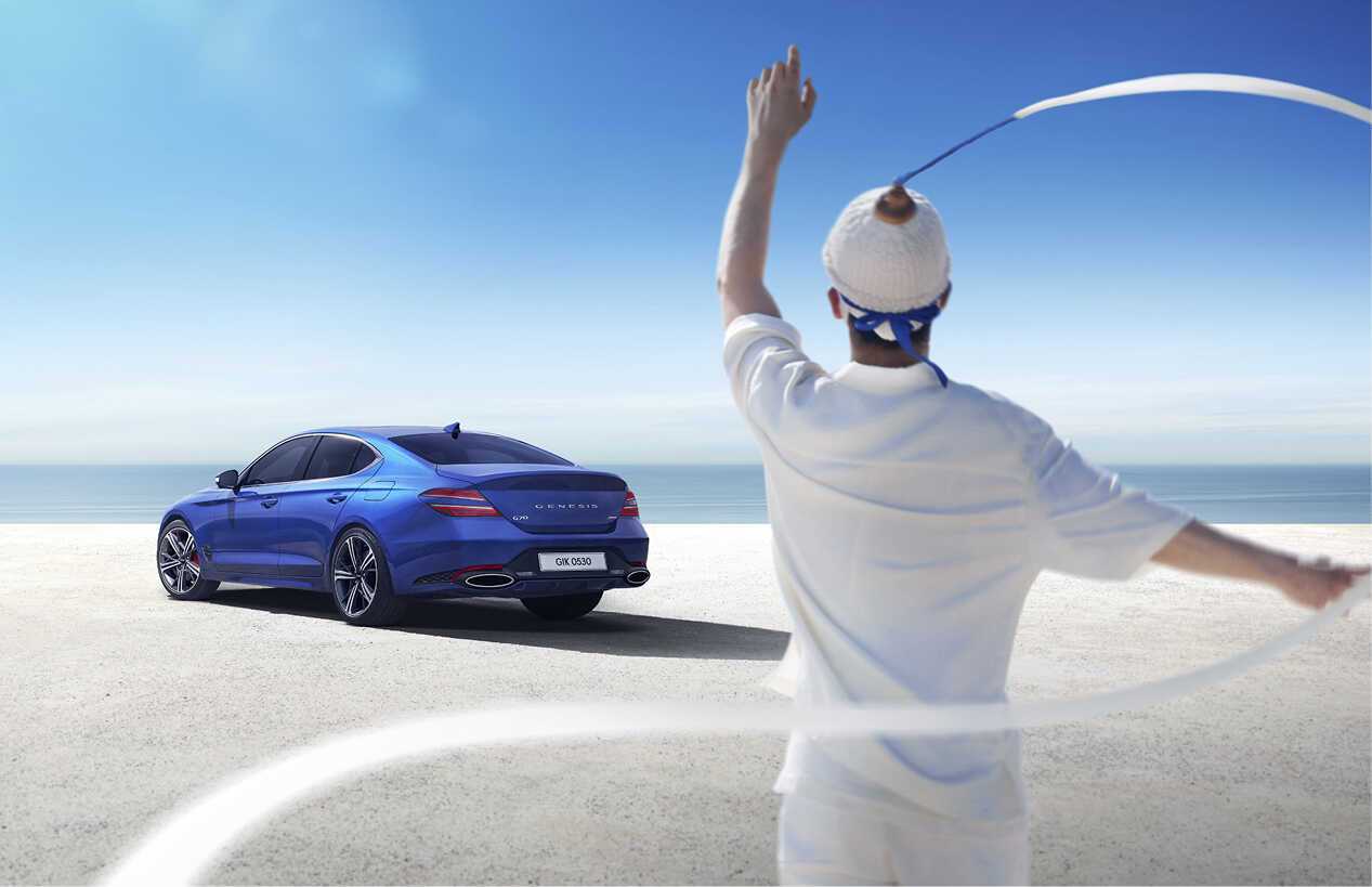 2023-Genesis-G70-Commercial9.jpg