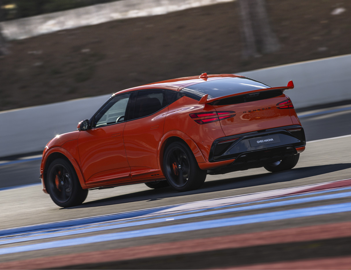 2025-genesis-magma-gv60-codrive13.jpg