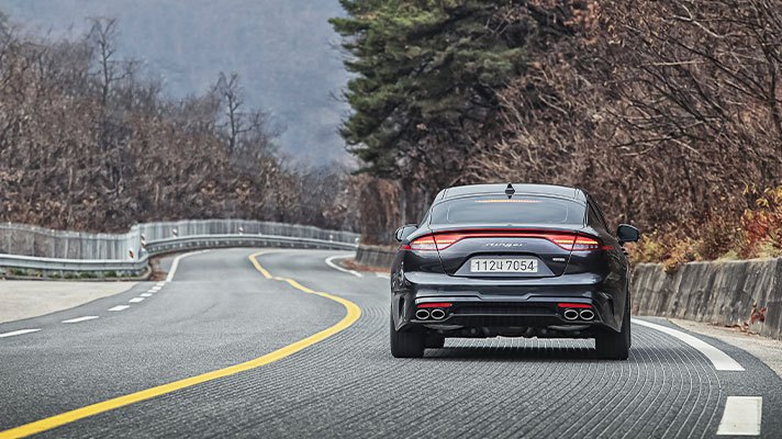 kia-stinger-photo05.jpg