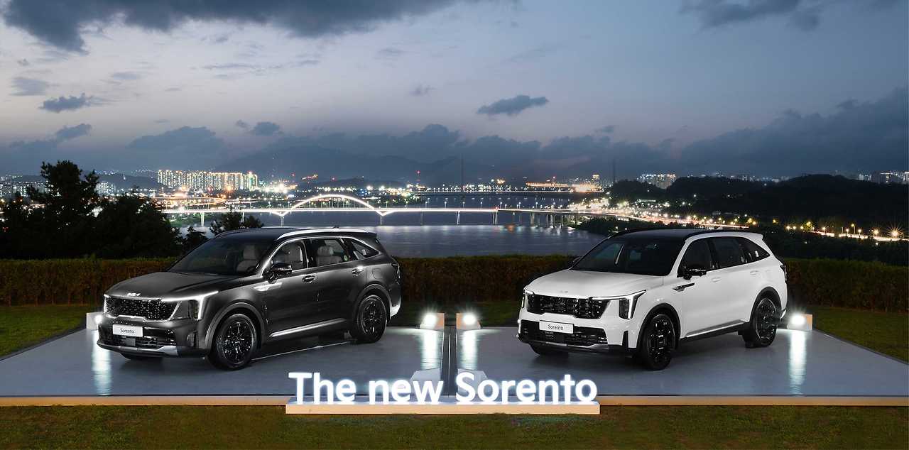 2023-kia-sorento-pm-interview1.jpg