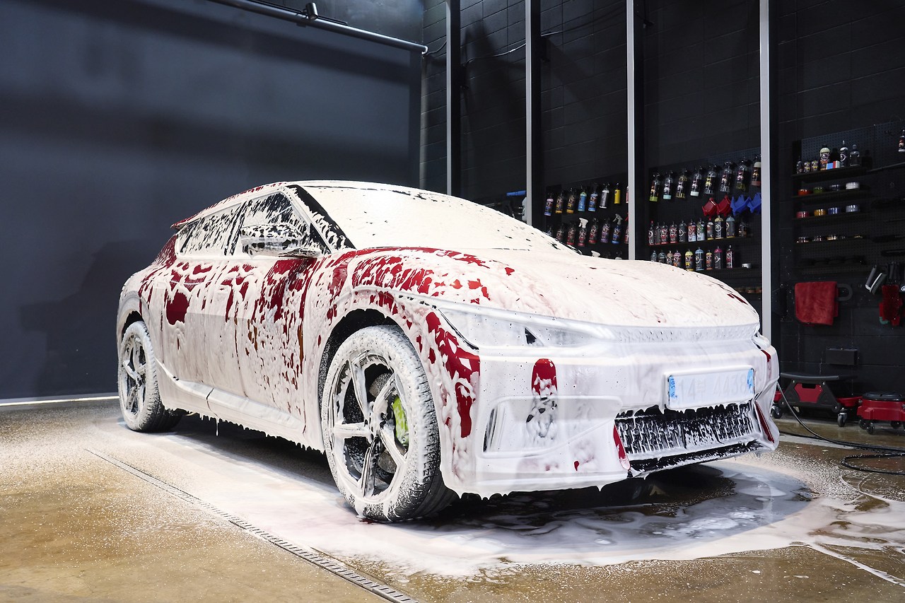 AUTO DETAILING_03.jpg