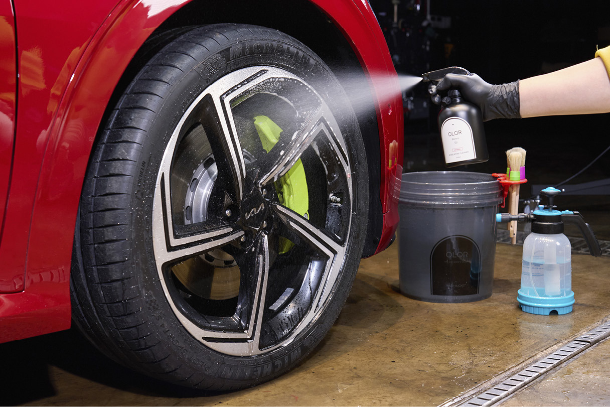 AUTO DETAILING_06.jpg