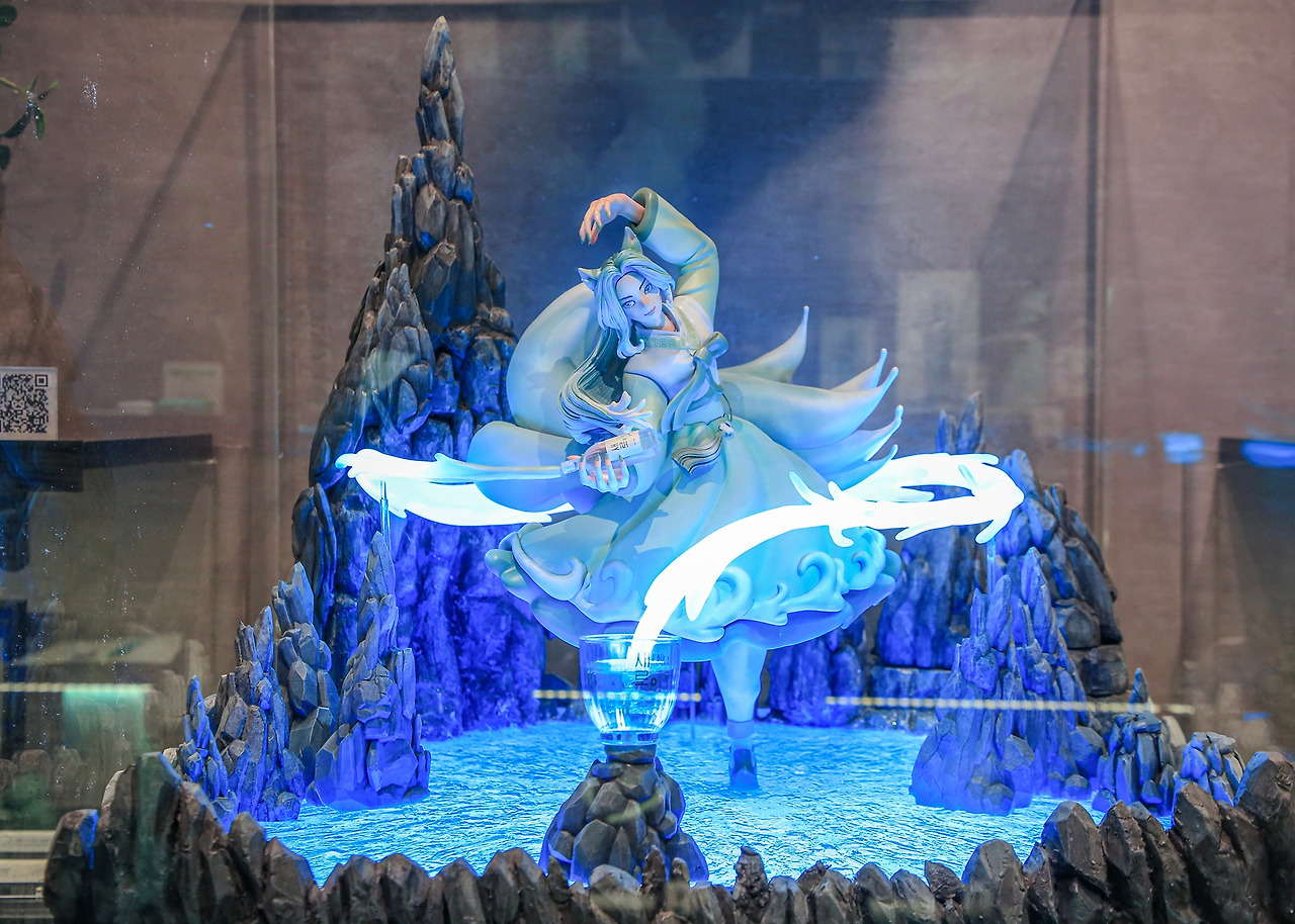 굿즈 피규어.jpg