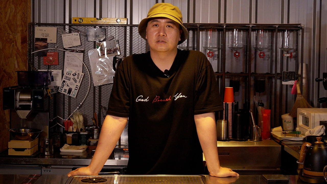 브레스 편집본 (FINAL).00_04_06_11.스틸 002.jpg