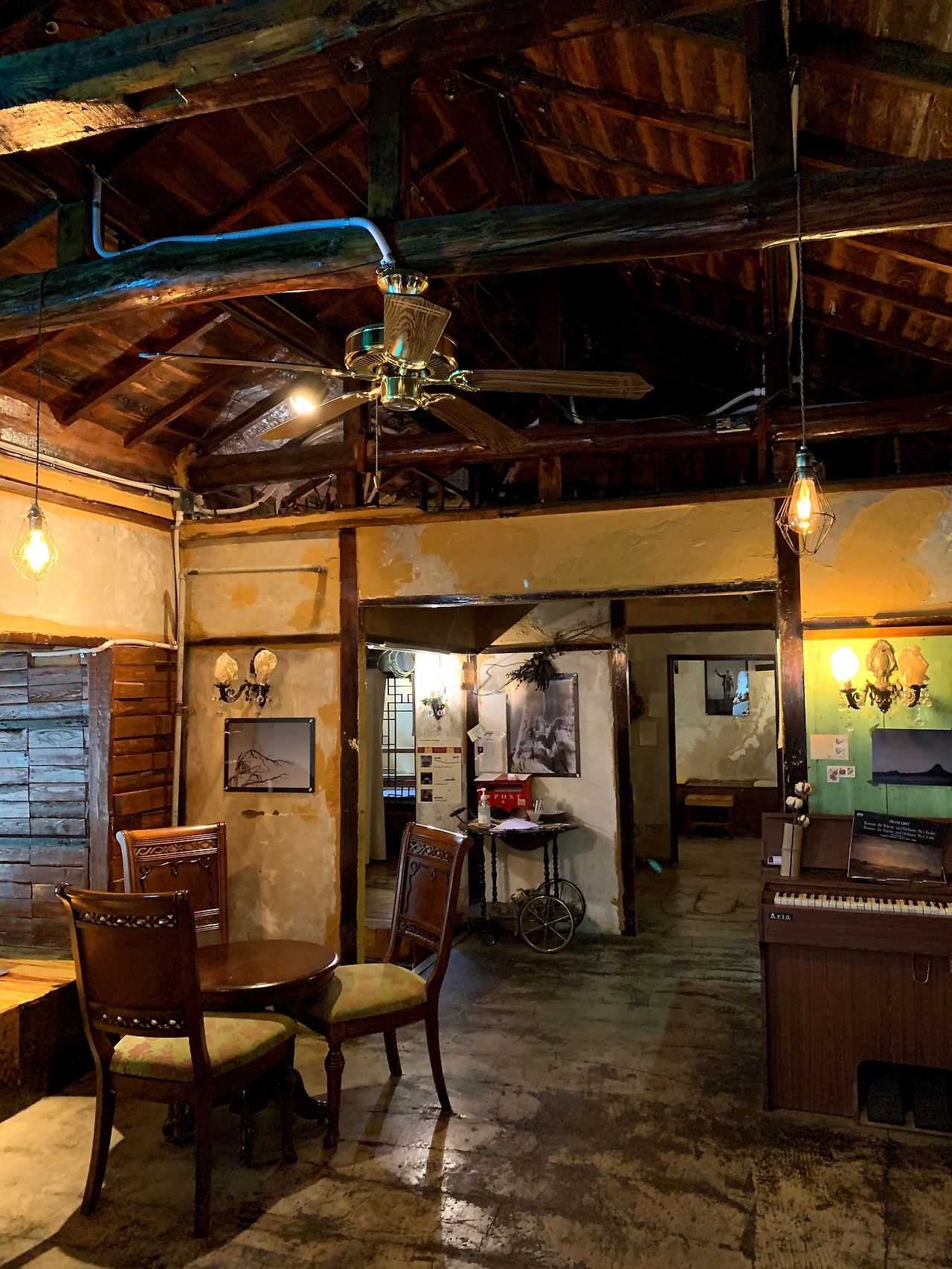 2. 종로_아마츄어작업실.jpg