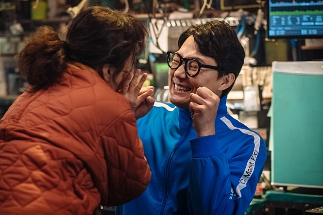 4. 석환 (movie.naver.com).jpg