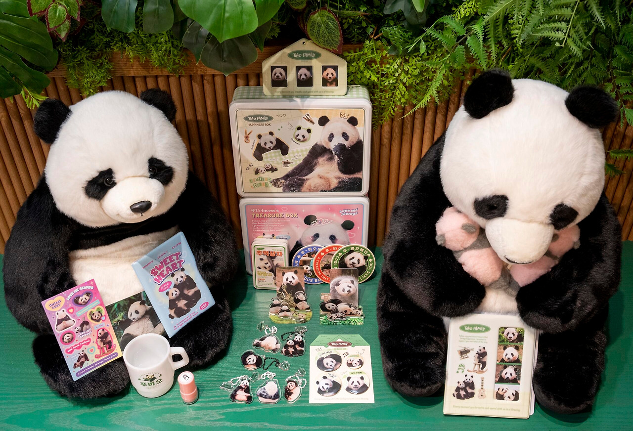 더현대팝업 2023 (2).jpg