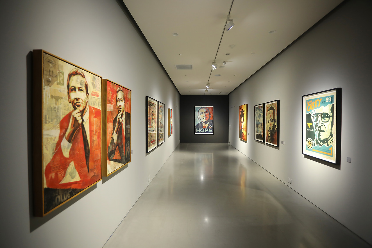 셰퍼드 페어리 전시전경 (4).jpg