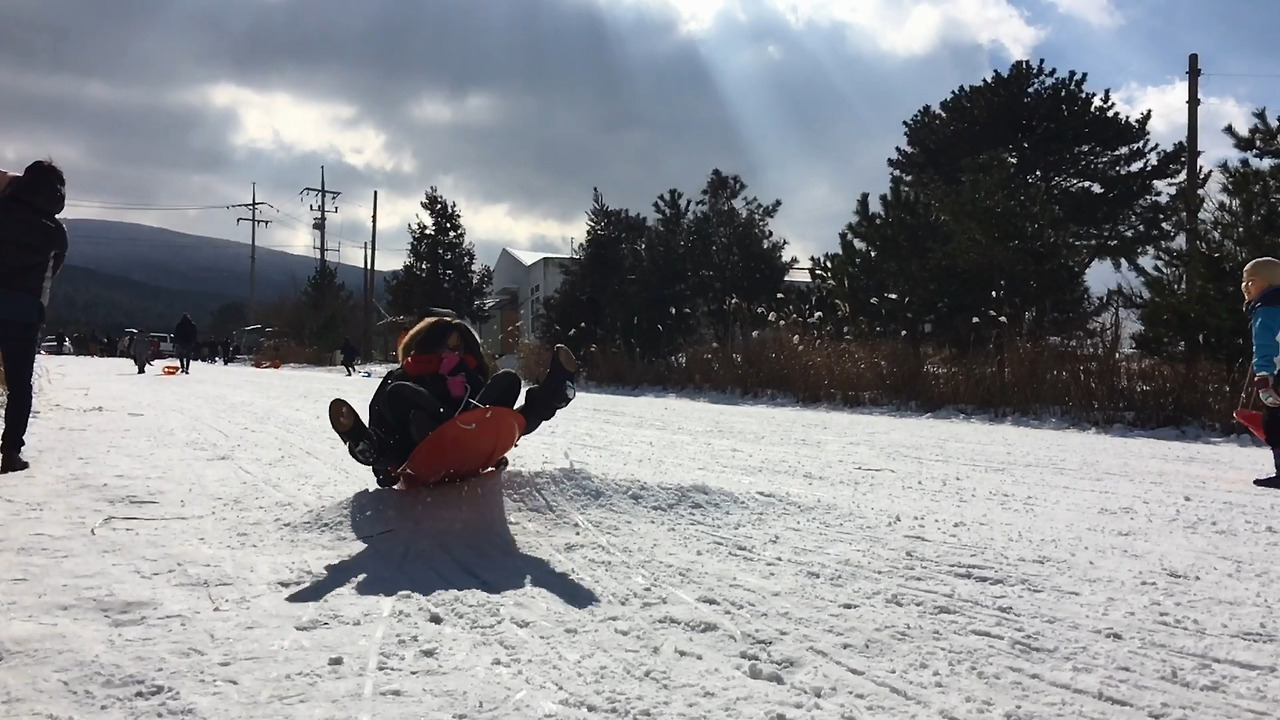 동영상 2017. 2. 12. 오후 5 45 05.mov_20170213_163407.859.jpg