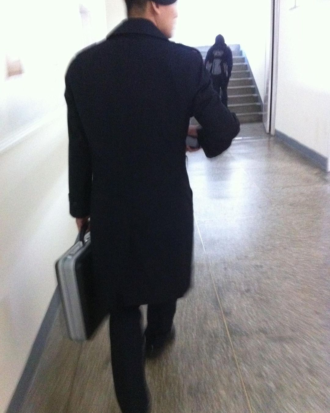 요즘 학군장교 ‘ROTC’의 지원율이 점점 하락하고 있다는 뉴스를 자주 접한다. 너무 합격하고 싶어서 간절하게 기도했던 나였는데 (벌써 10년이 더 넘었네), 그래서 더 이런 소식 (1).jpg