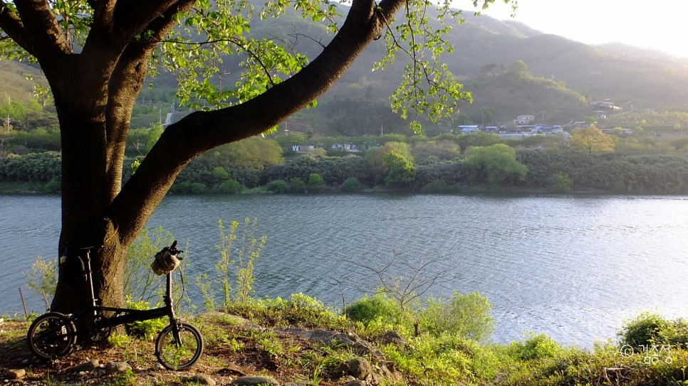 섬진강변라이딩_아름다운_자연풍경이_남아있는_섬진강변.jpg