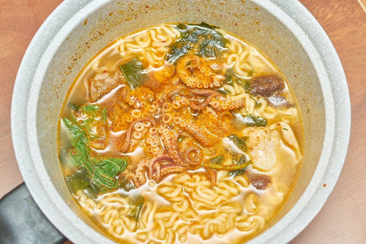 주꾸미 라면.jpg