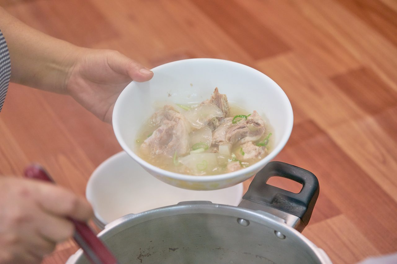 남원 닭국.jpg