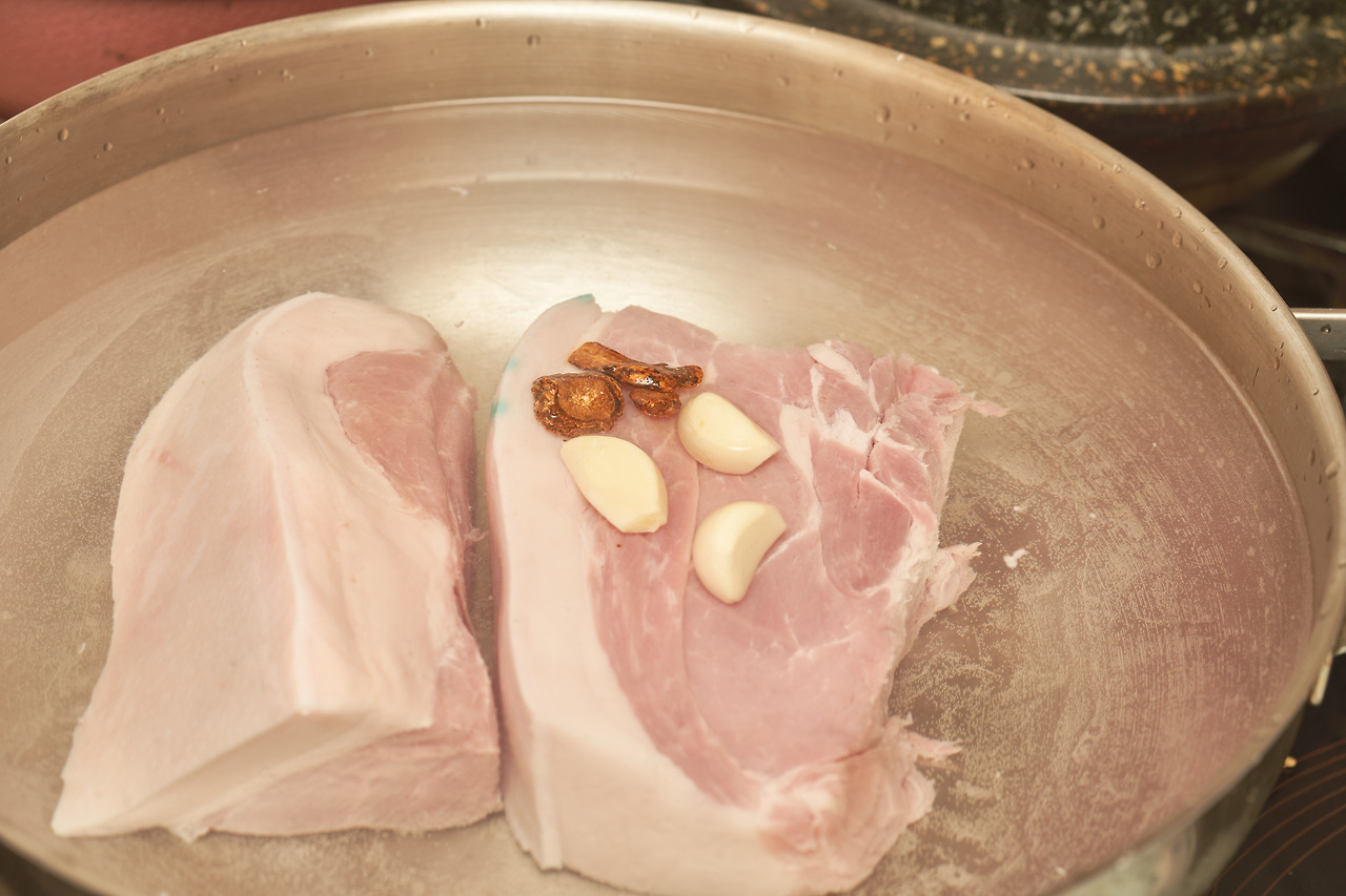 버크셔 수육.jpg