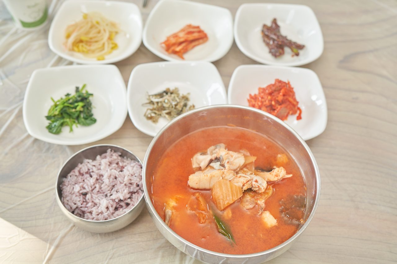 삼척 _김치 대구탕.jpg