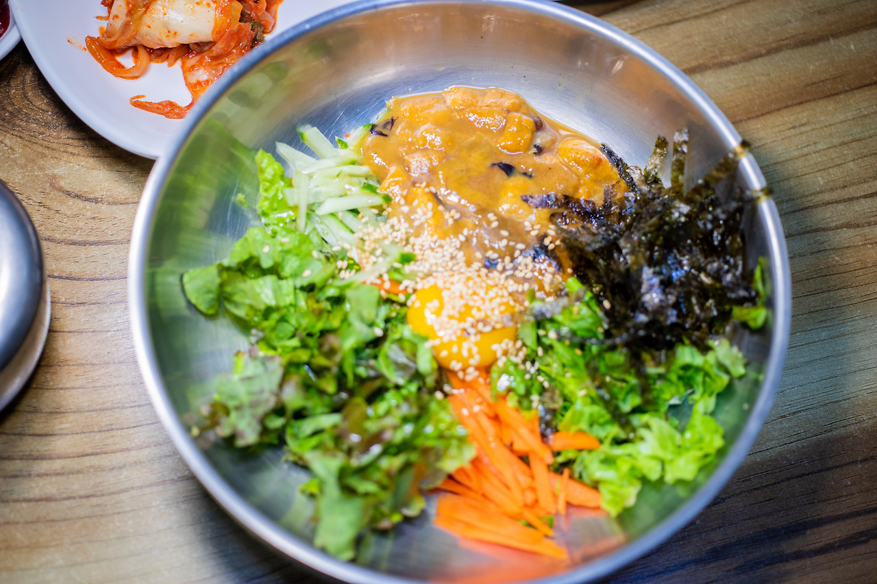 여름_대청도_성게비빔밥 (1).jpg