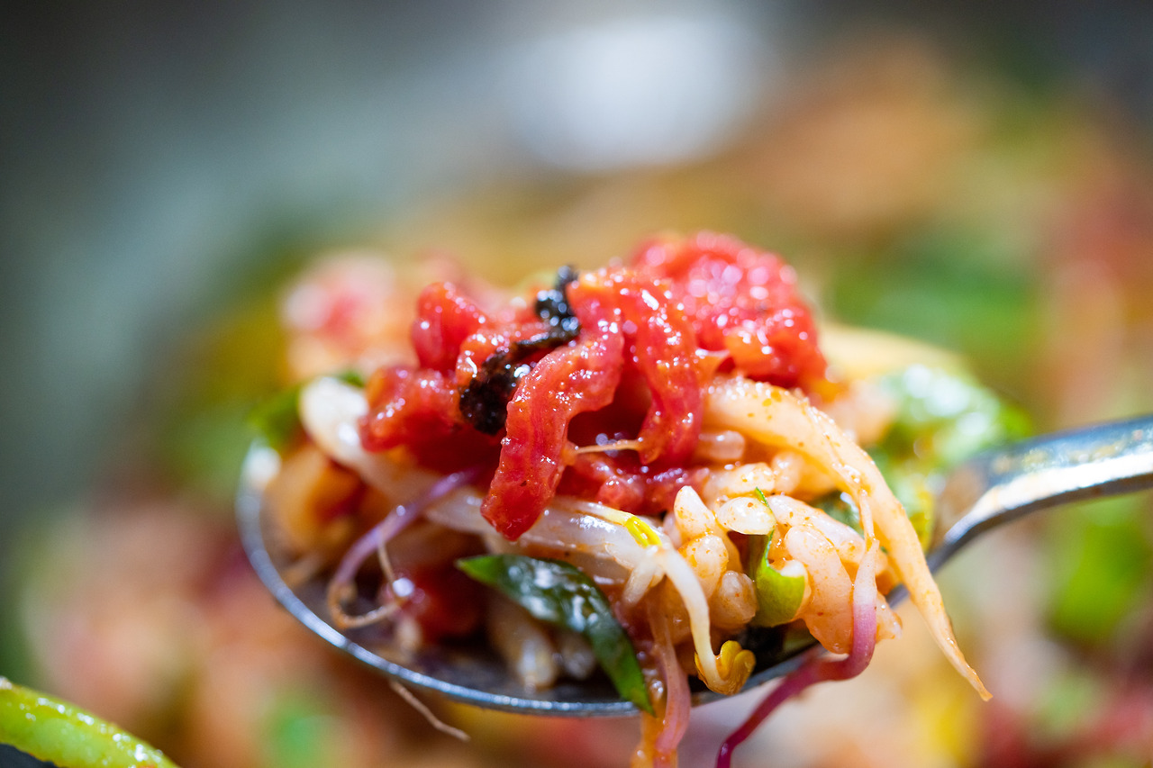 고산_육회비빔밥 (1).jpg