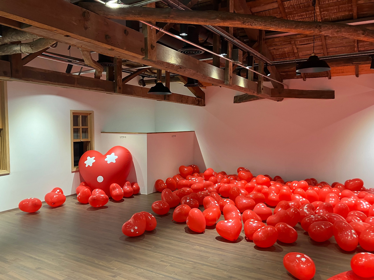 강영민 설치샷 2.jpg