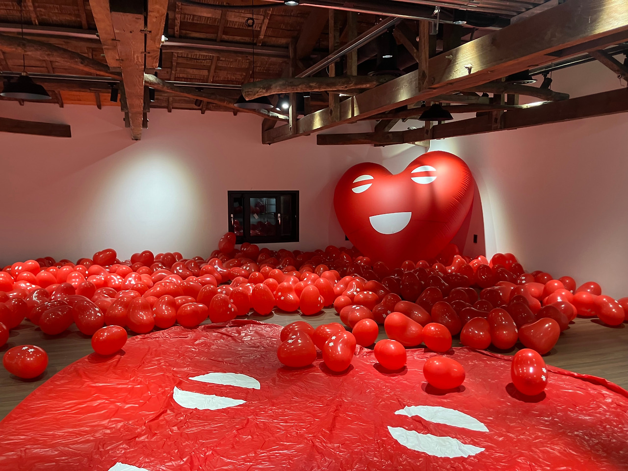 강영민 설치샷.jpg