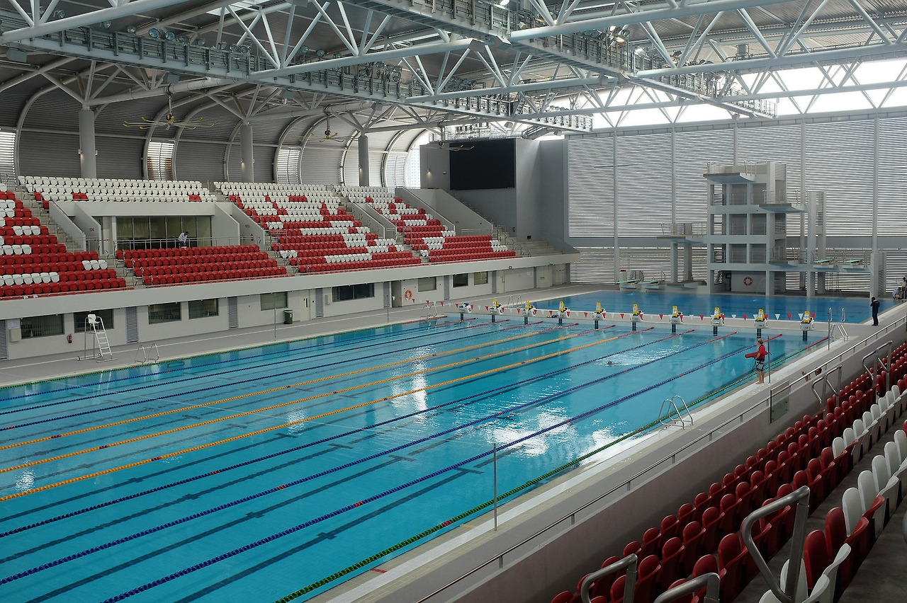 olympic-swimming-pool-g920f5b5bb_1920.jpg