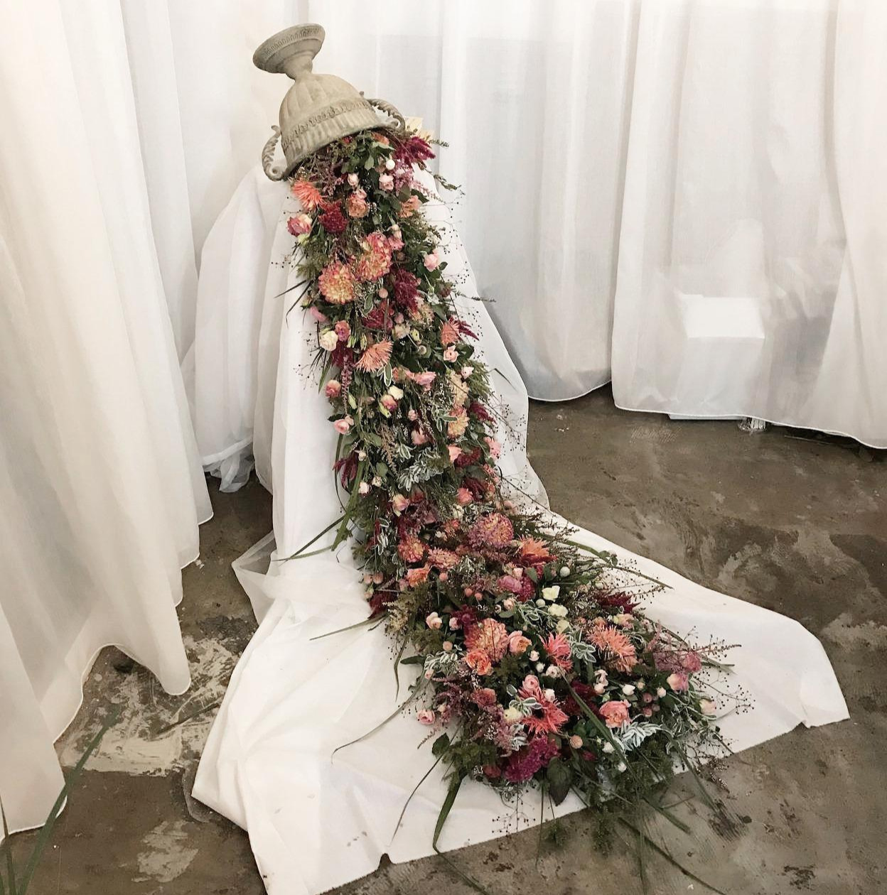 캐스케이드 어레인지먼트.jpg